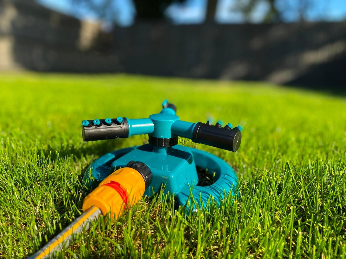 Gardi Automatic 360 Degree 3 Arm Rotating Sprinkler System for Watering Your Garden