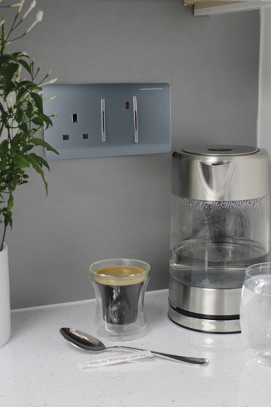 Trendi Artistic Modern Glossy 45 A Cooker Switch & Plug Socket Inc Neon Insert Warm Grey