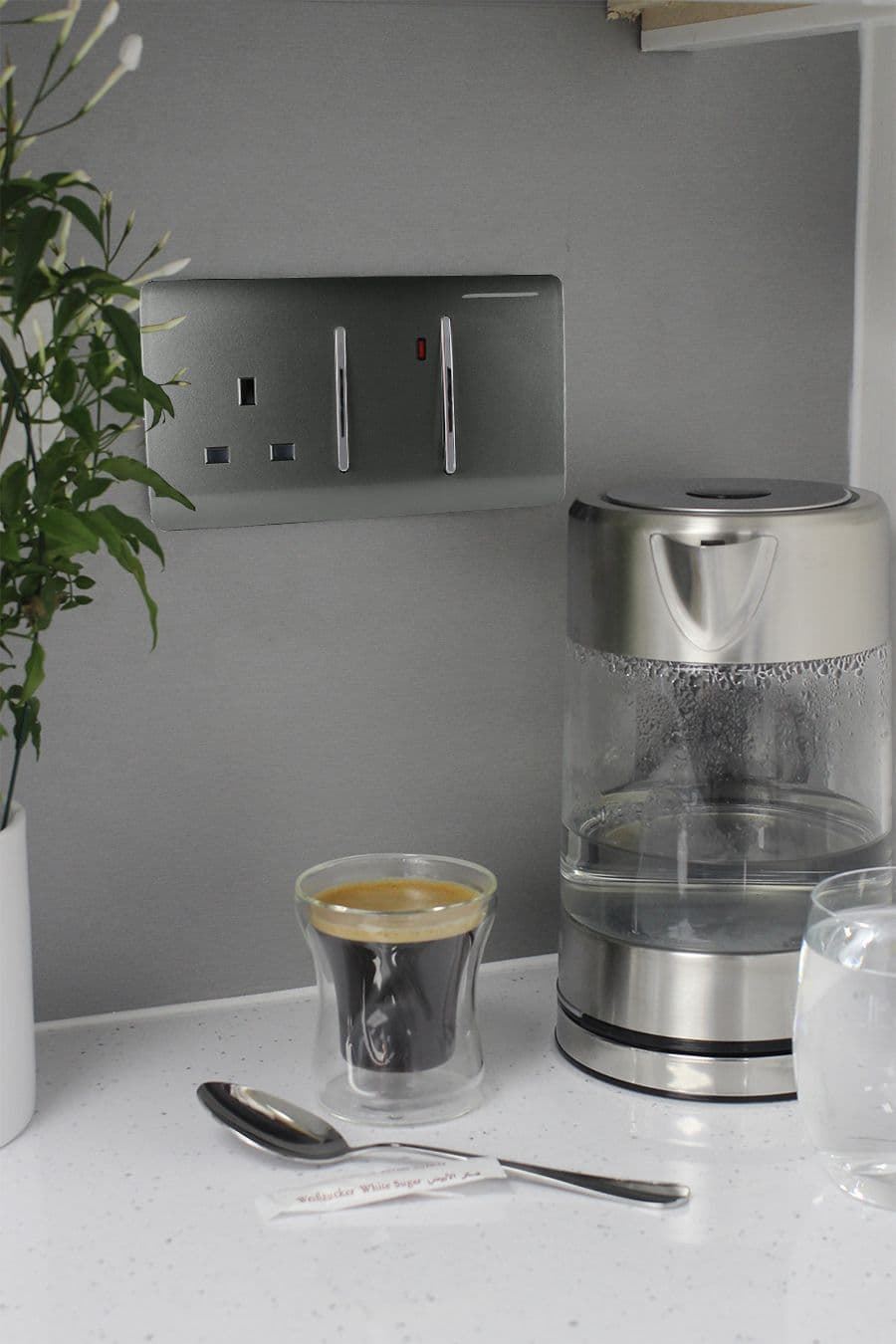 Trendi Artistic Modern Glossy 45 A Cooker Switch & Plug Socket Inc Neon Insert Charcoal