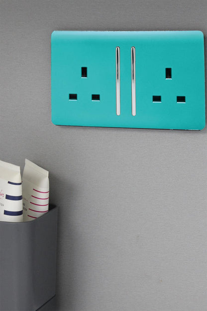 Trendi 2 Gang Artistic Modern Glossy 13 Amp Switched Plug Socket Bright Teal (7 Pack)