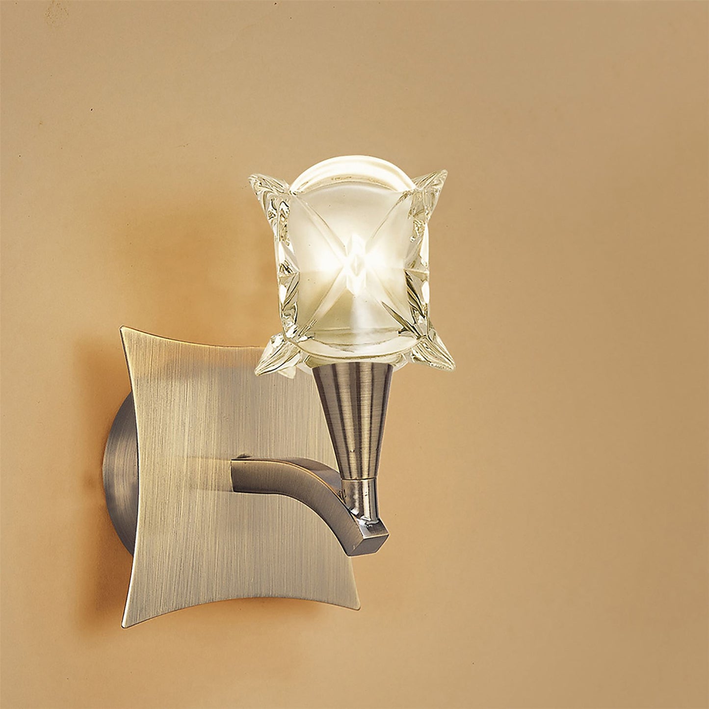 Mantra Rosa Del Desierto Wall Light Switched 1 Light G9, Antique Brass