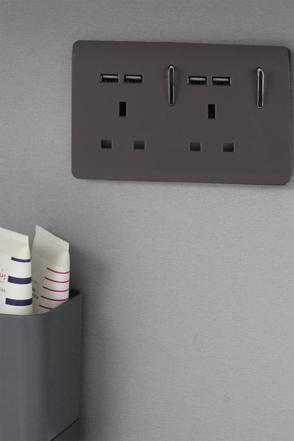 Trendi 2 Gang Artistic Modern Glossy 13 Amp 4x2.1mA USB Switched Tactile Plug Socket Dark Brown